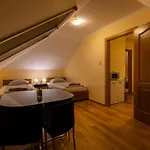 Szelidi 4*