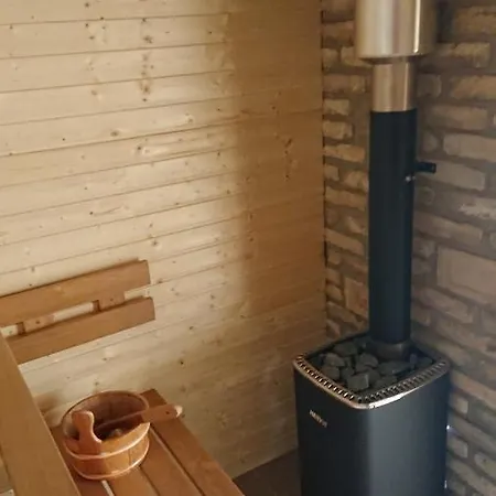 Szelidi アパートホテル 4*