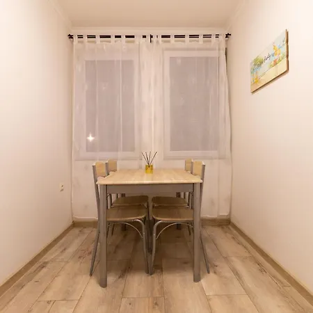 Szelidi アパートホテル ドゥナパタイ