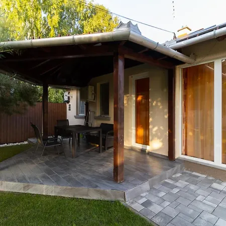 Szelidi アパートホテル