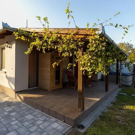 Szelidi アパートホテル