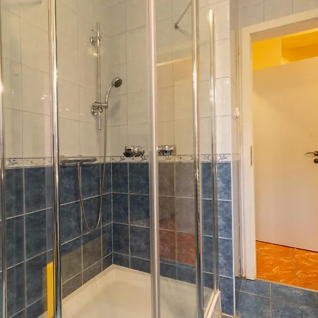 Szelidi アパートホテル