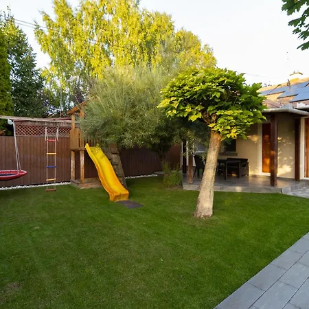 アパートホテル Szelidi