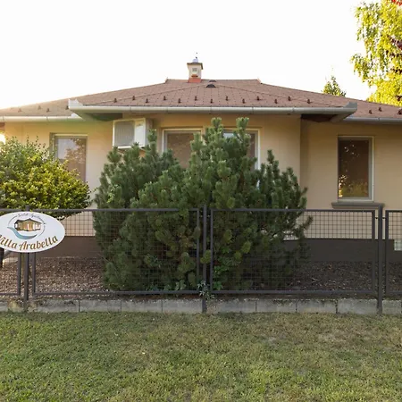 Szelidi アパートホテル ドゥナパタイ