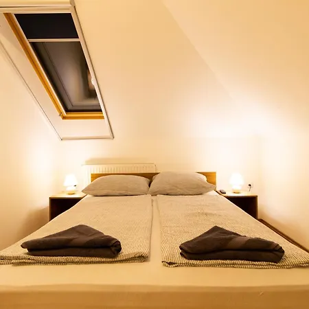 Szelidi アパートホテル ドゥナパタイ