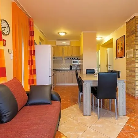 Aparthotel Szelidi 4*